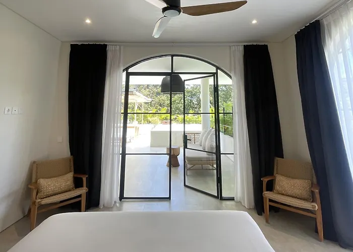 Anwa Cove - Gorgeous 6-br & 2-pool In Bali * Umalas (Bali)