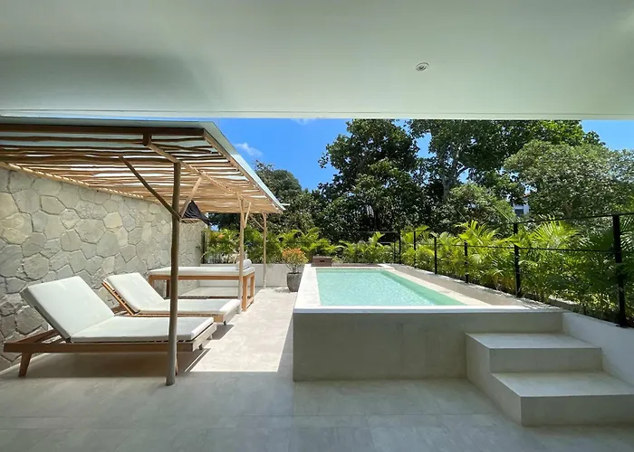 Villa Anwa Cove - Gorgeous 6-br & 2-pool In Bali
